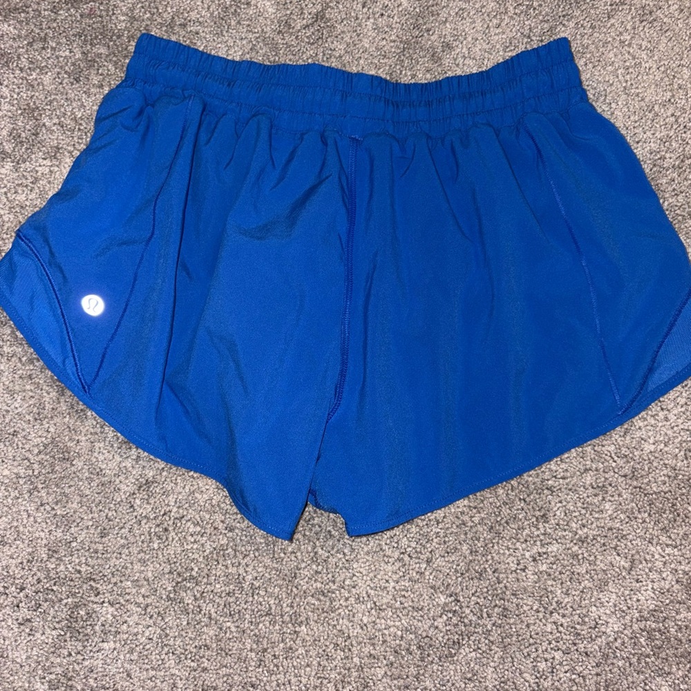 Blue Lululemon hotty hots, size 8, 2.5 inch inseam
